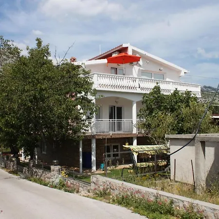 Apartments With Wifi Starigrad, Paklenica - 6577 Lägenhet Starigrad Paklenica