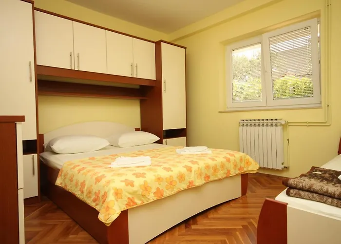 With Wifi Starigrad, Paklenica - 6577 Apartman Starigrad-Paklenica