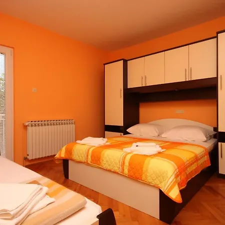 Apartment Apartments With Wifi Starigrad, Paklenica - 6577